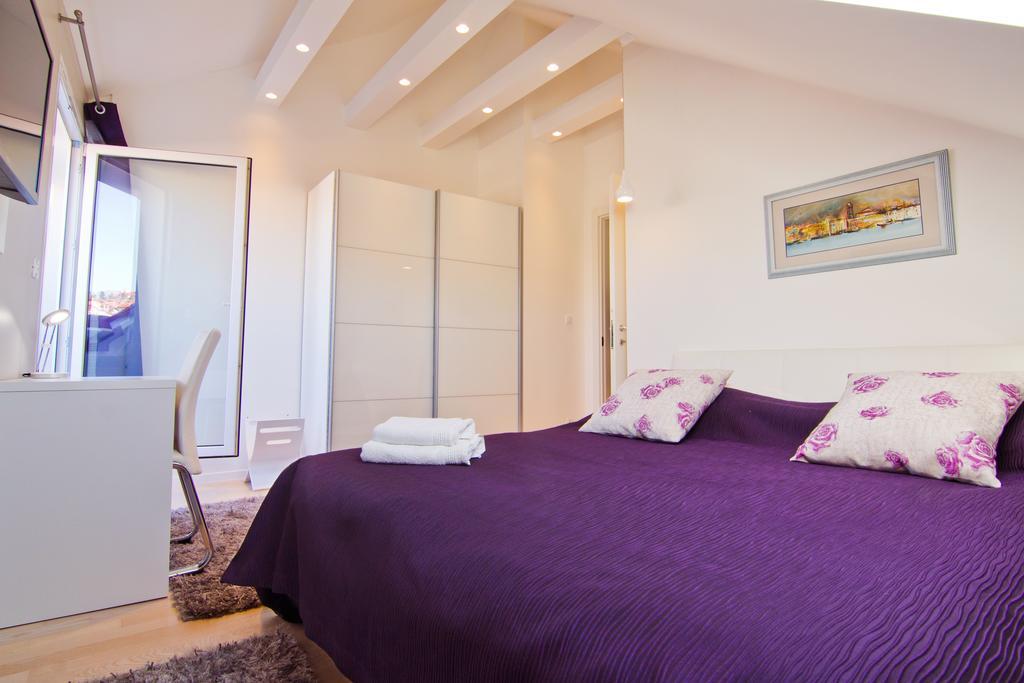 Laura Lux Suites Split Ruang foto
