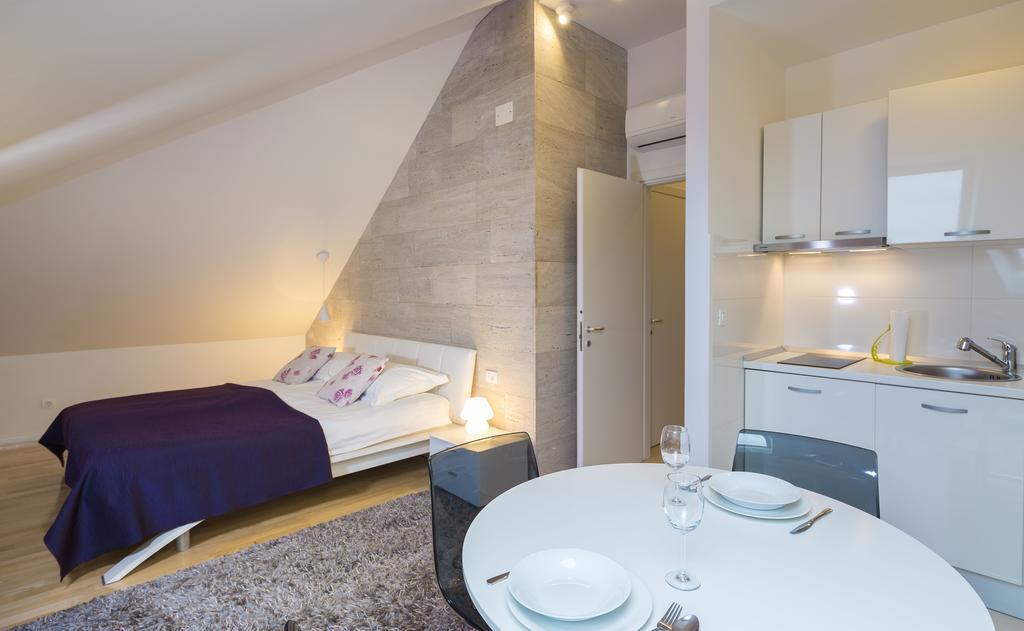 Laura Lux Suites Split Bagian luar foto