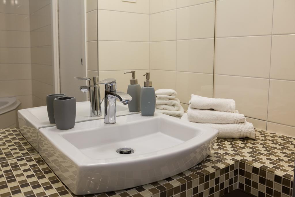 Laura Lux Suites Split Bagian luar foto