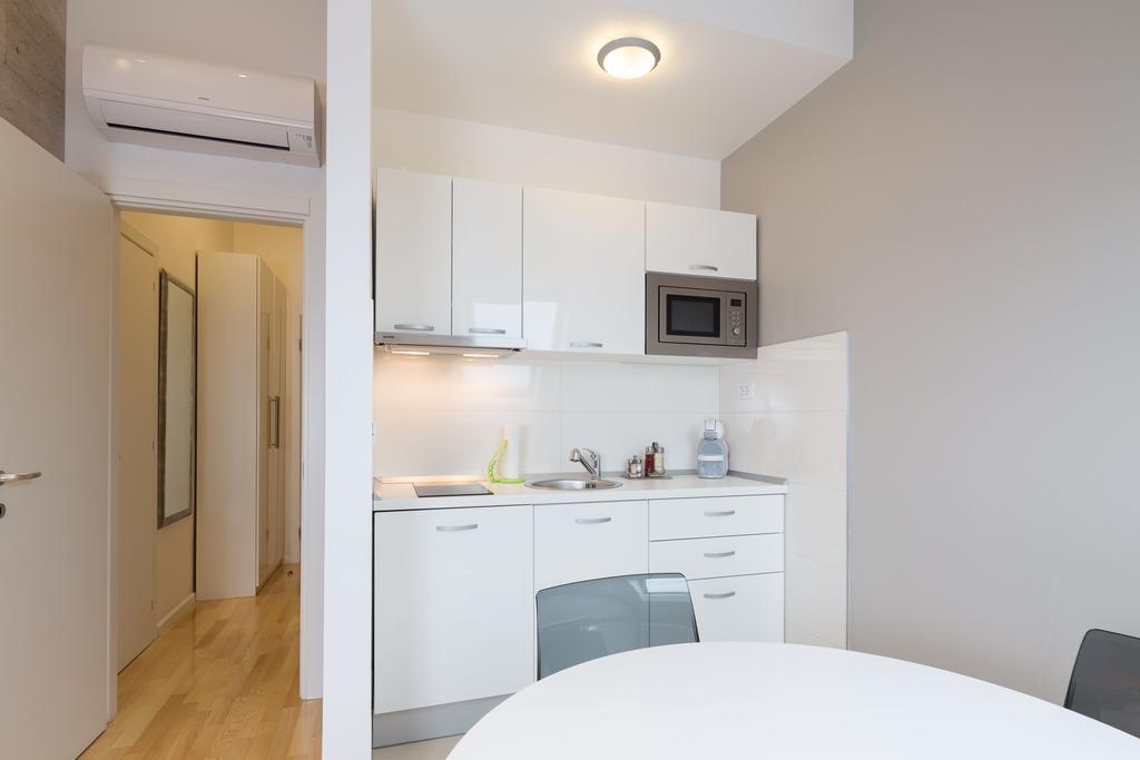 Laura Lux Suites Split Bagian luar foto