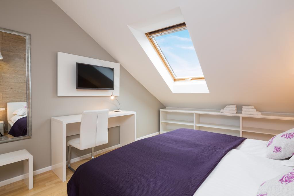 Laura Lux Suites Split Bagian luar foto