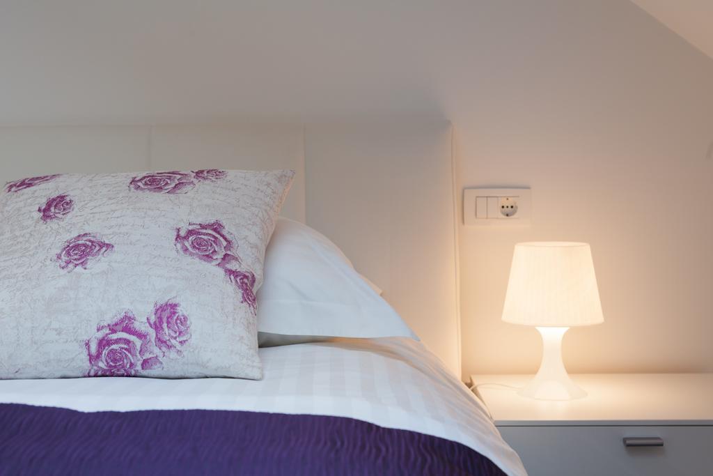 Laura Lux Suites Split Bagian luar foto