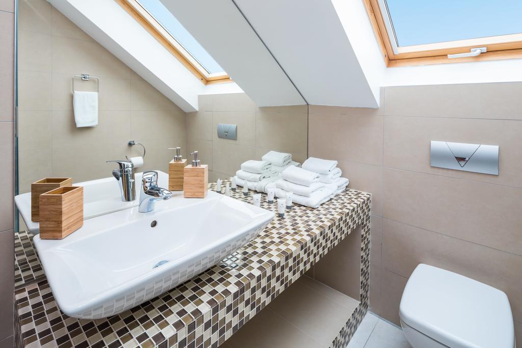 Laura Lux Suites Split Bagian luar foto