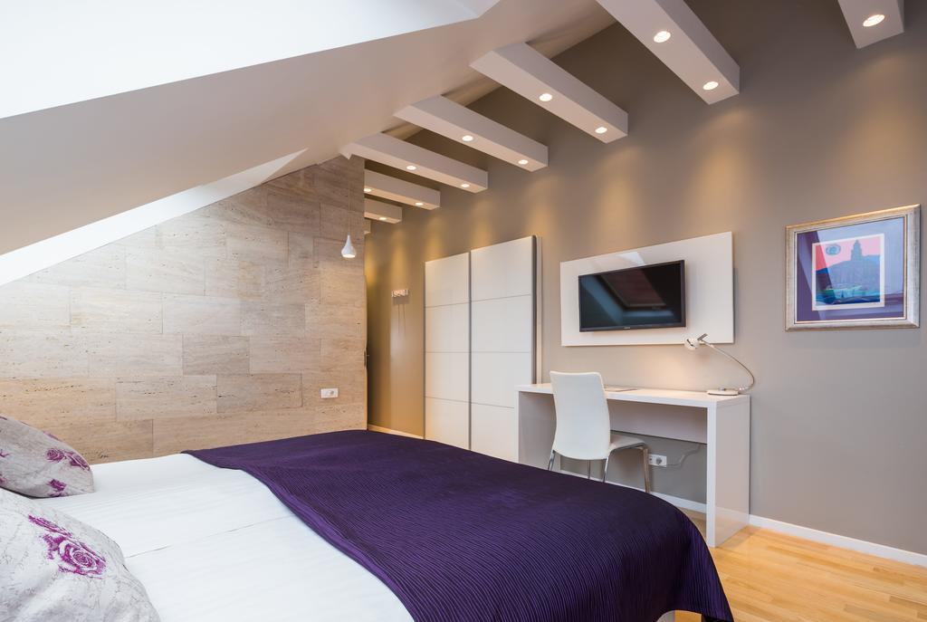 Laura Lux Suites Split Bagian luar foto