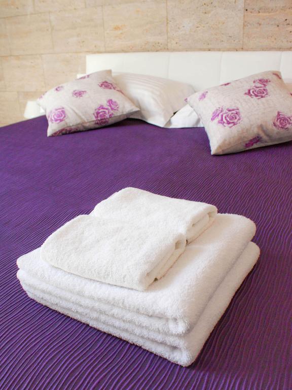 Laura Lux Suites Split Bagian luar foto
