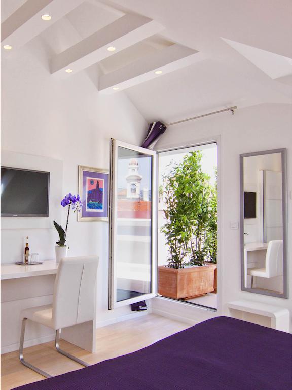 Laura Lux Suites Split Bagian luar foto